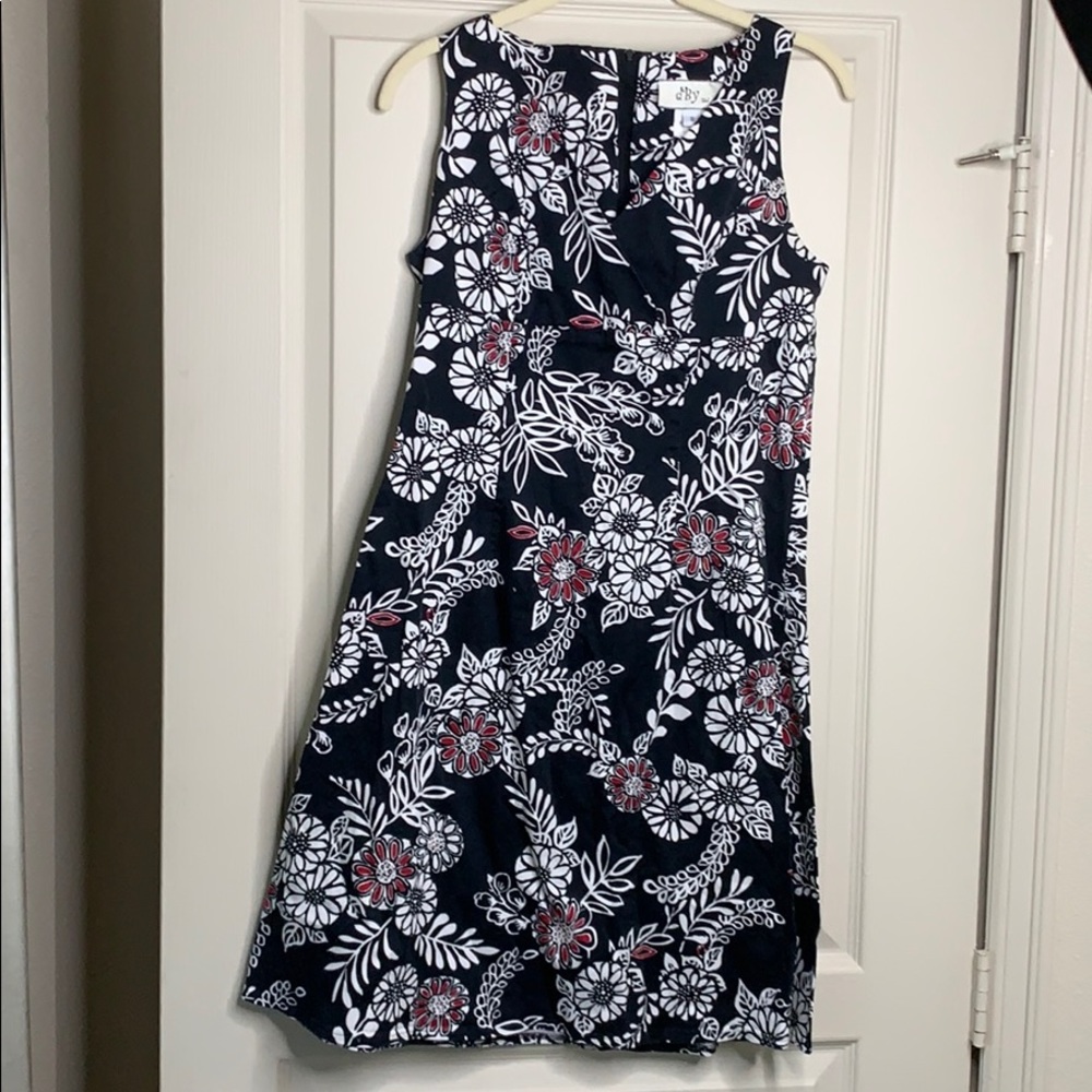 EVERYTHING MUST GO Black and floral dress